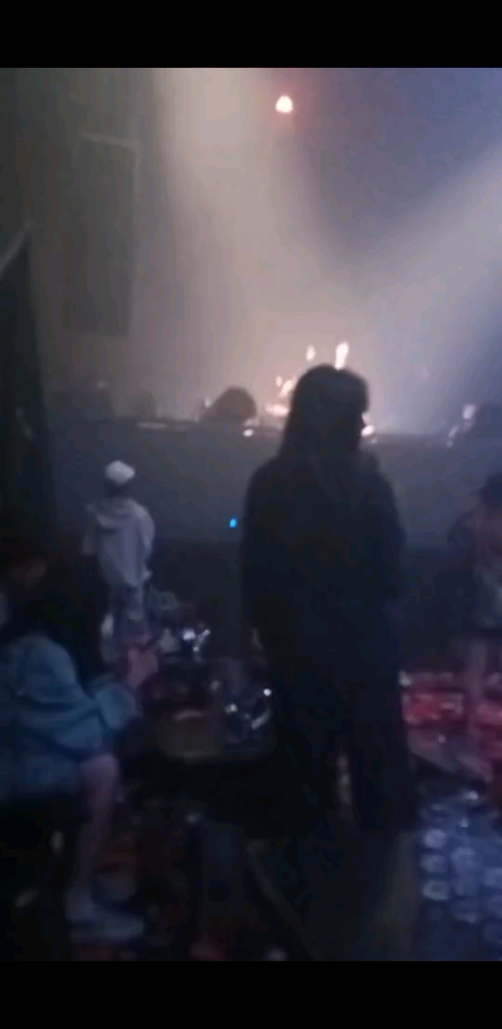 趁年轻 该玩的还是