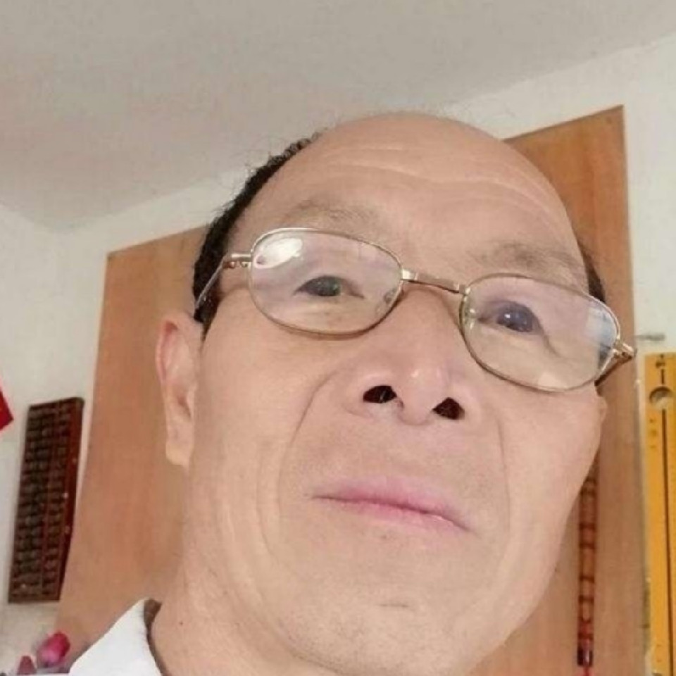 中天曦海报