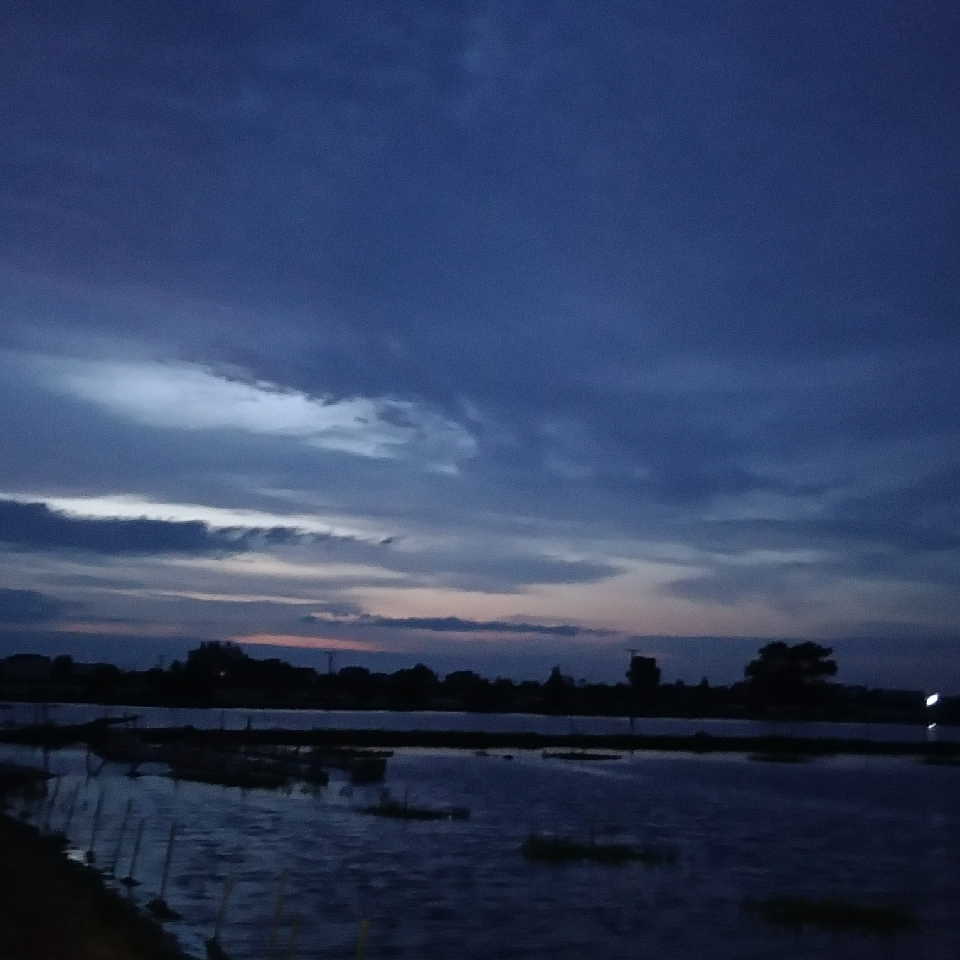 ☞龙耀☜海报