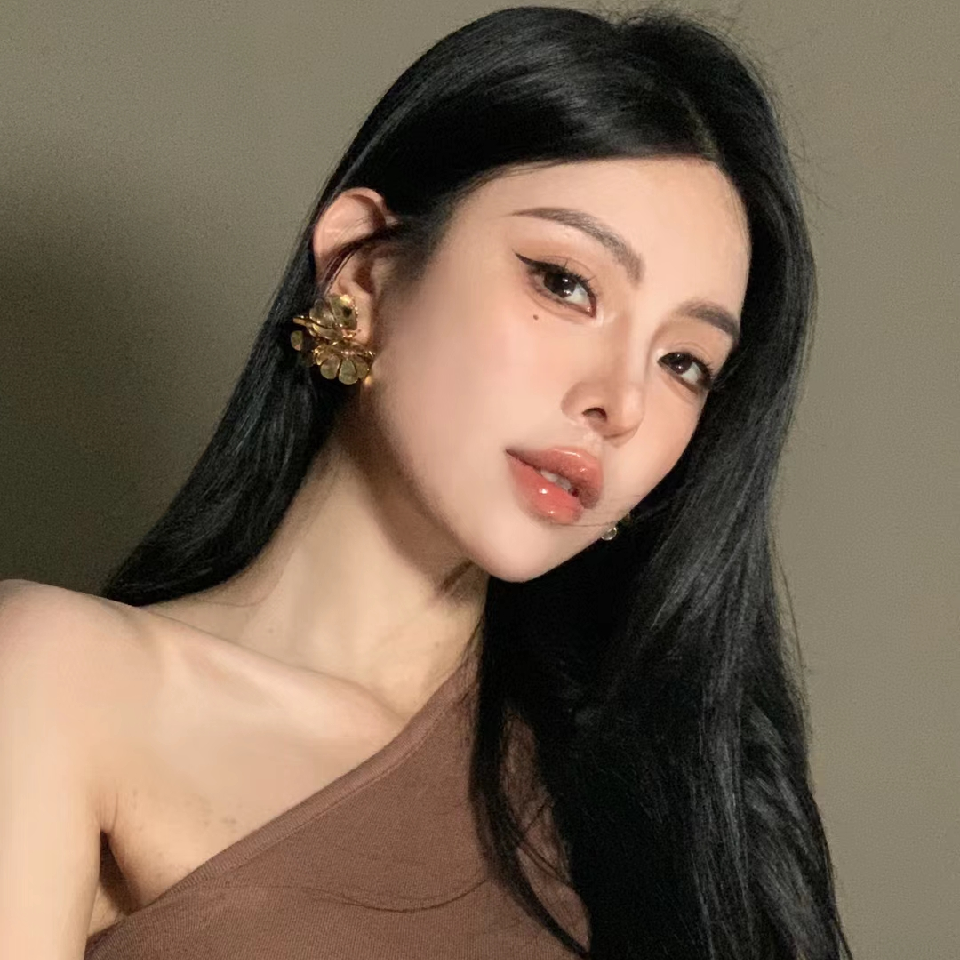 迷糊然🐑^0^海报
