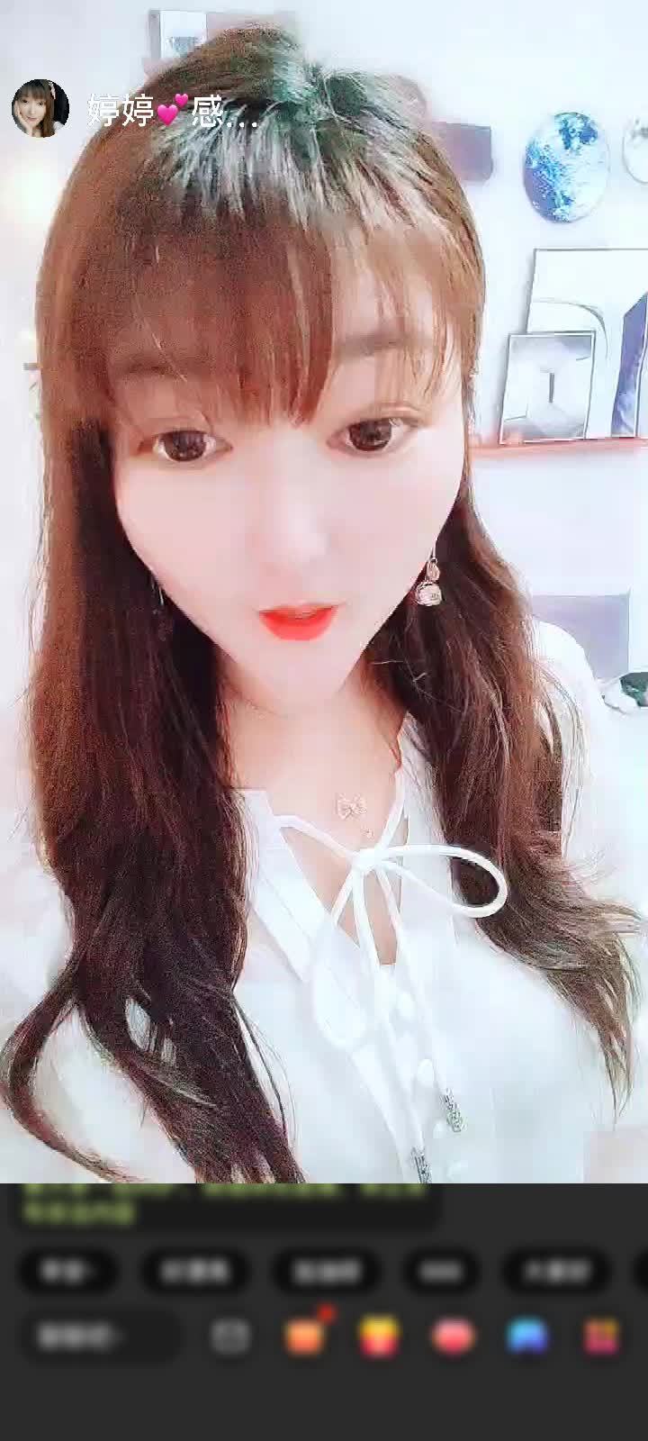 感谢🍃小飞鱼🌾赠送满满的爱1个