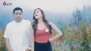 我整天都在努力赚钱(